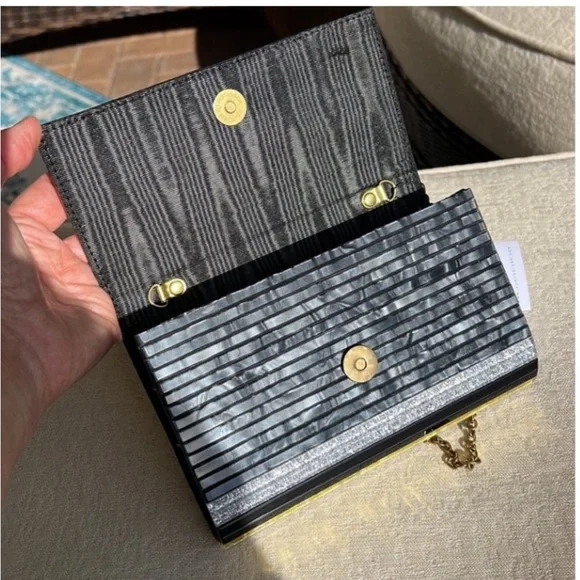 KURT GEIGER NWT BLACK MOTHER OF PEARL  glitter Party clutch on chain black - Picture 8 of 15